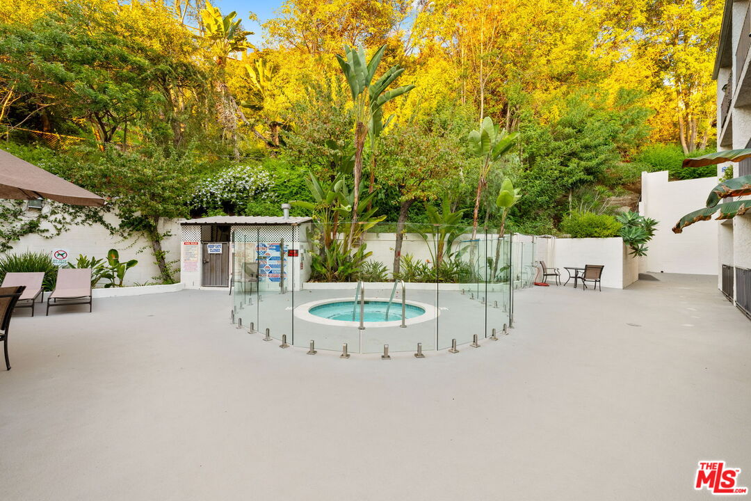 1230 Horn Ave Unit: 624