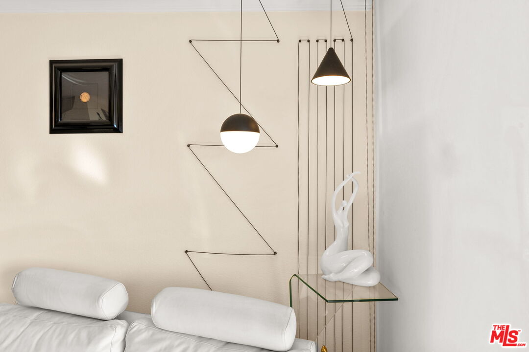 1230 Horn Ave Unit: 624