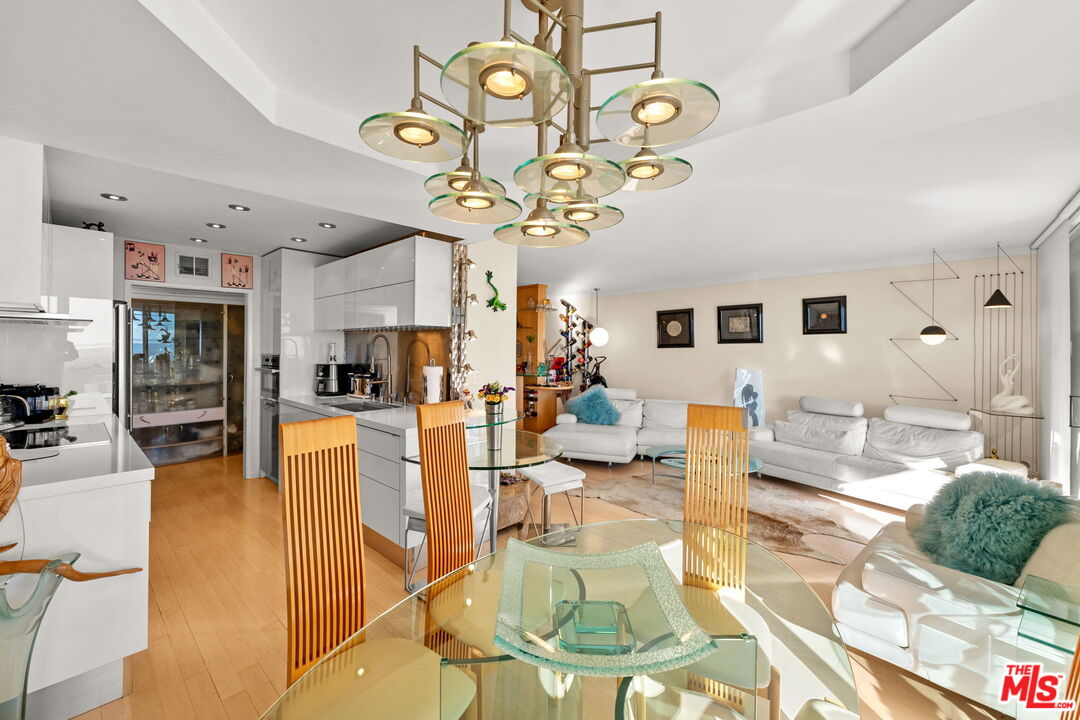 1230 Horn Ave Unit: 624