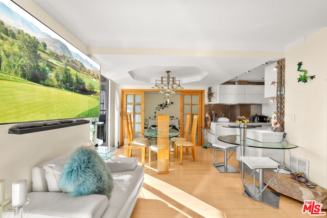 1230 Horn Ave Unit: 624