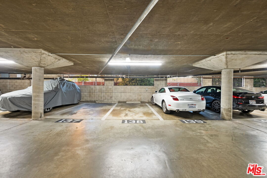 1230 Horn Ave Unit: 624