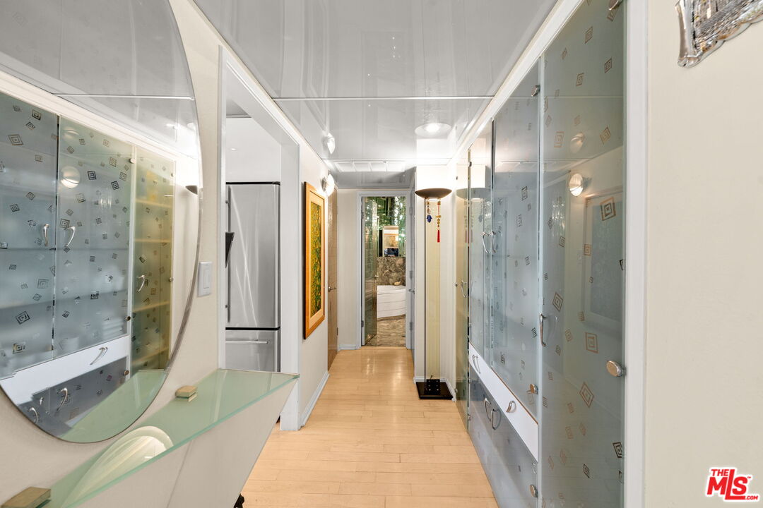 1230 Horn Ave Unit: 624