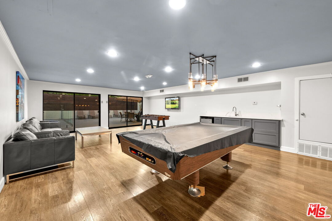 1230 Horn Ave Unit: 624