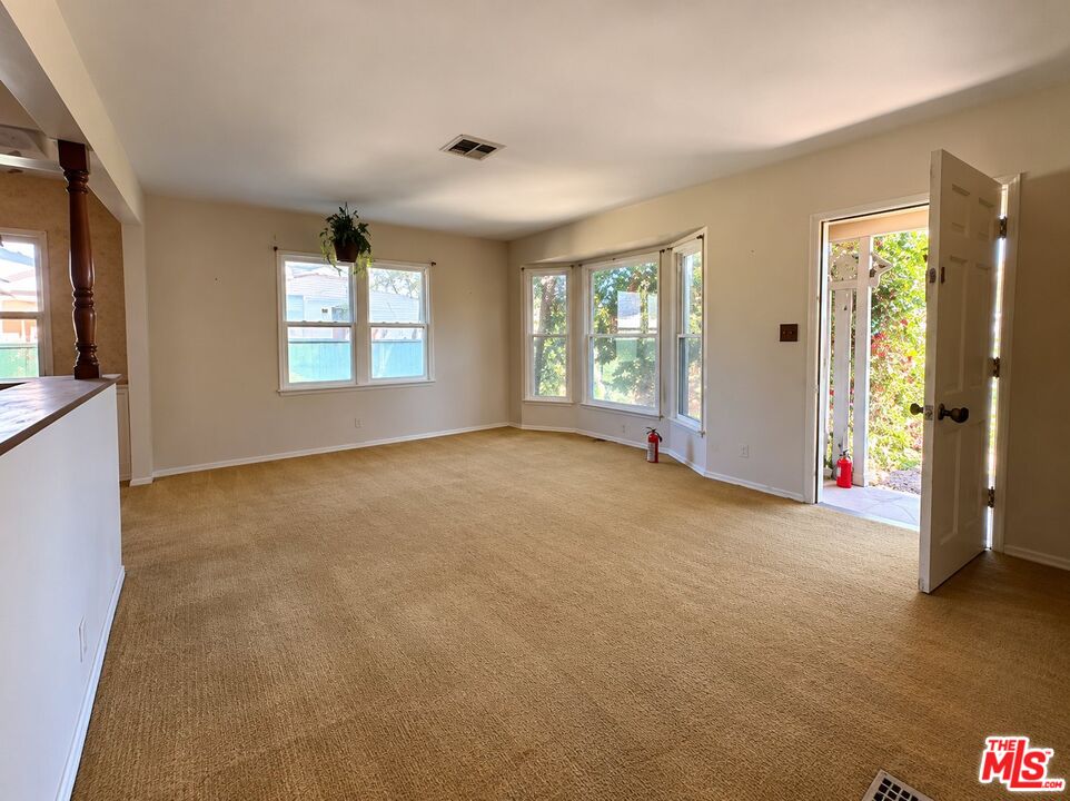 8015 Tilden Ave