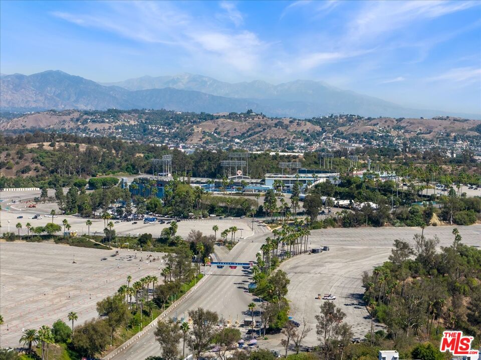 1283 W Sunset Blvd