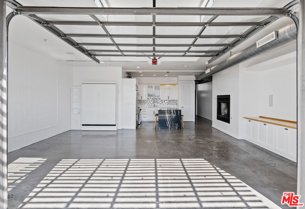 1544 12th St Unit: 303