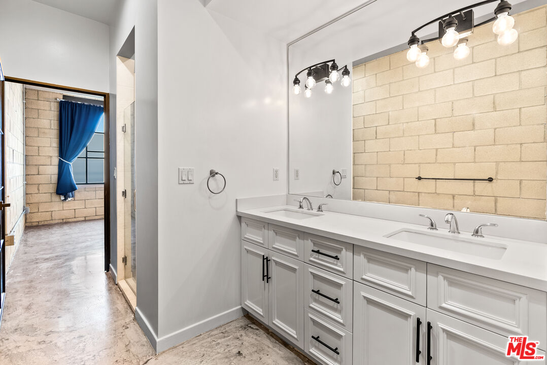 1544 12th St Unit: 303