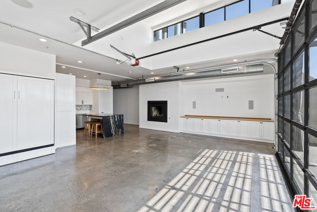 1544 12th St Unit: 303