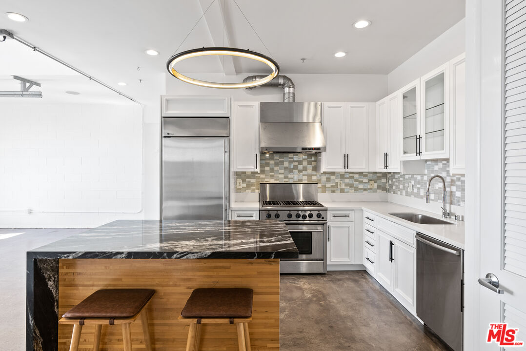 1544 12th St Unit: 303