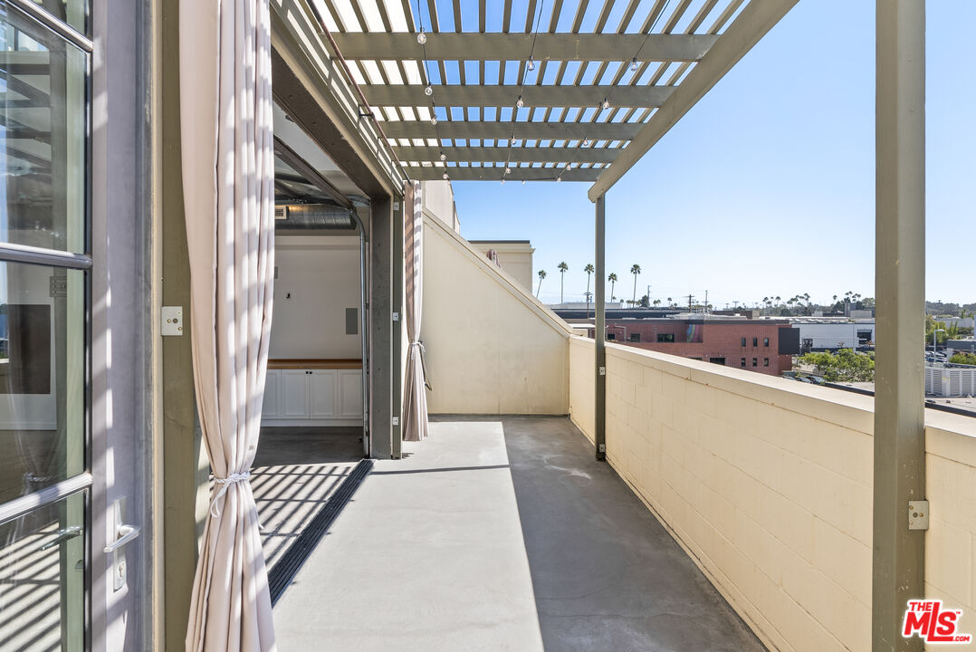 1544 12th St Unit: 303