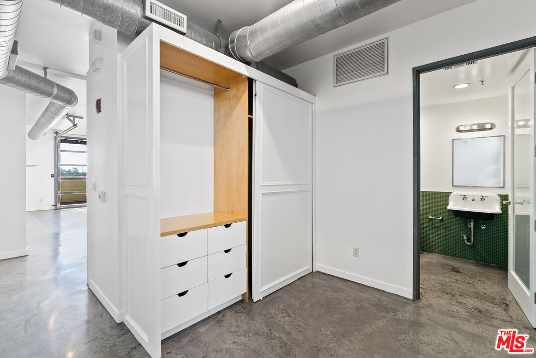 1544 12th St Unit: 303