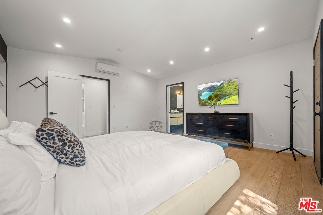 20159 Hatteras St Unit: 20157