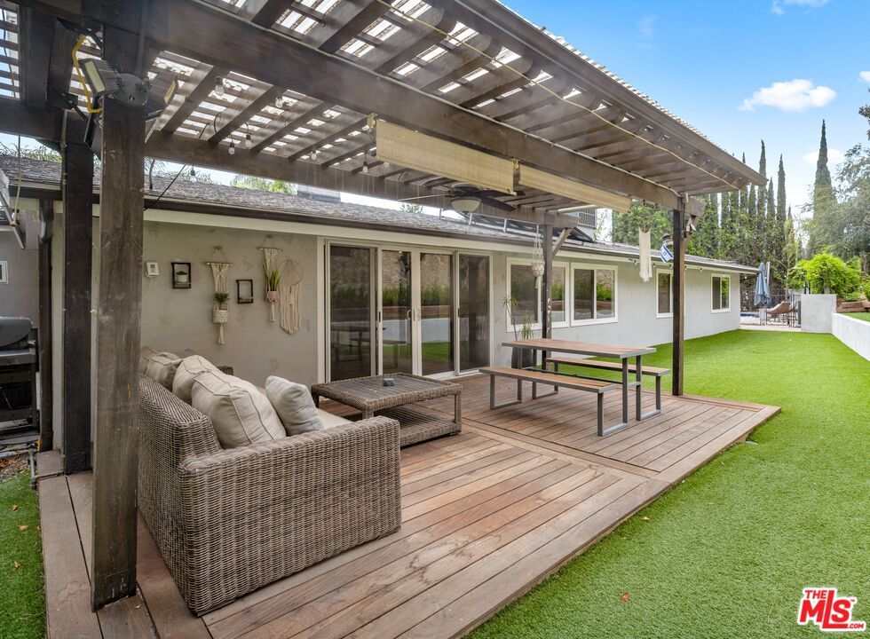 20159 Hatteras St Unit: 20157