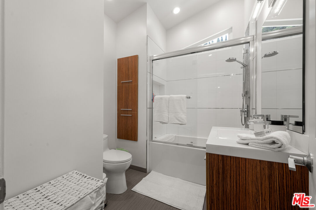 20159 Hatteras St Unit: 20157