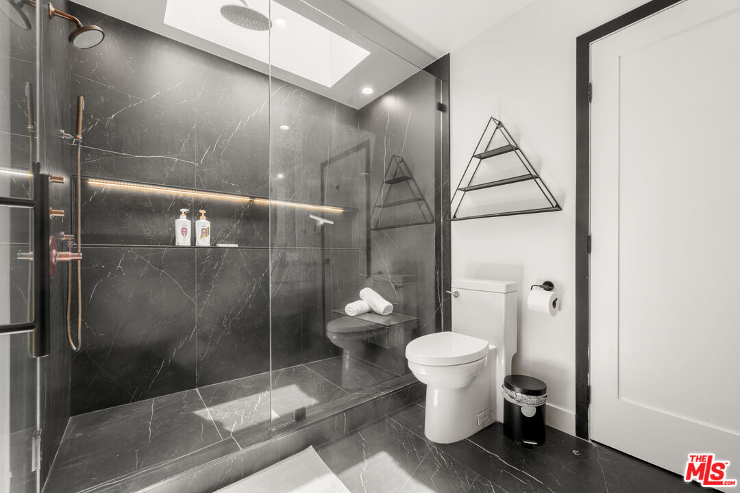 20159 Hatteras St Unit: 20157