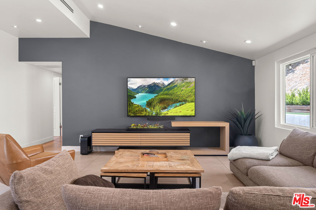 20159 Hatteras St Unit: 20157