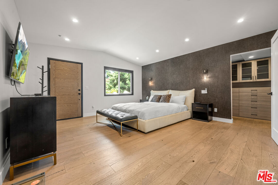 20159 Hatteras St Unit: 20157