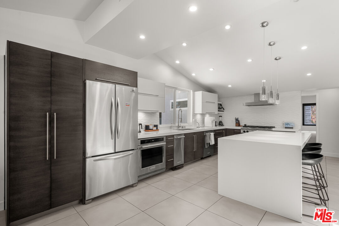 20159 Hatteras St Unit: 20157