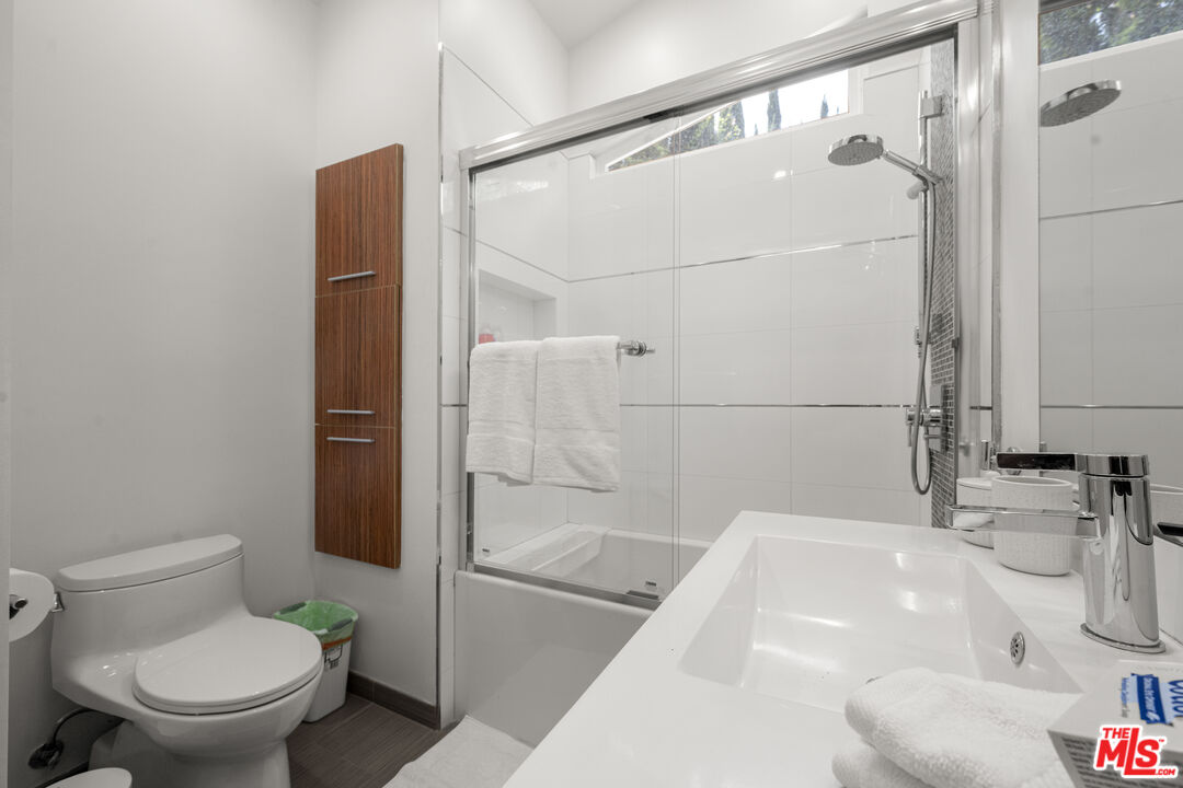 20159 Hatteras St Unit: 20157