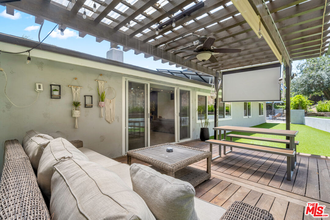 20159 Hatteras St Unit: 20157