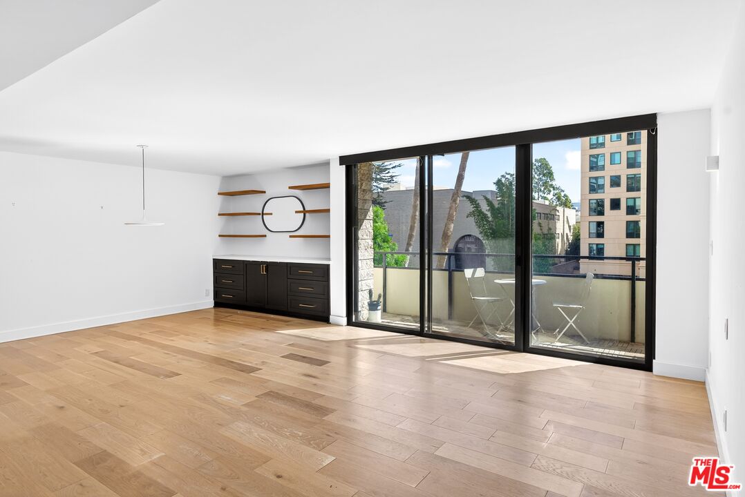 10535 Wilshire Blvd Unit: 411