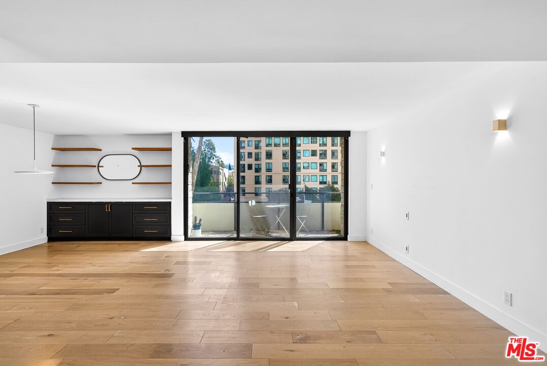 10535 Wilshire Blvd Unit: 411