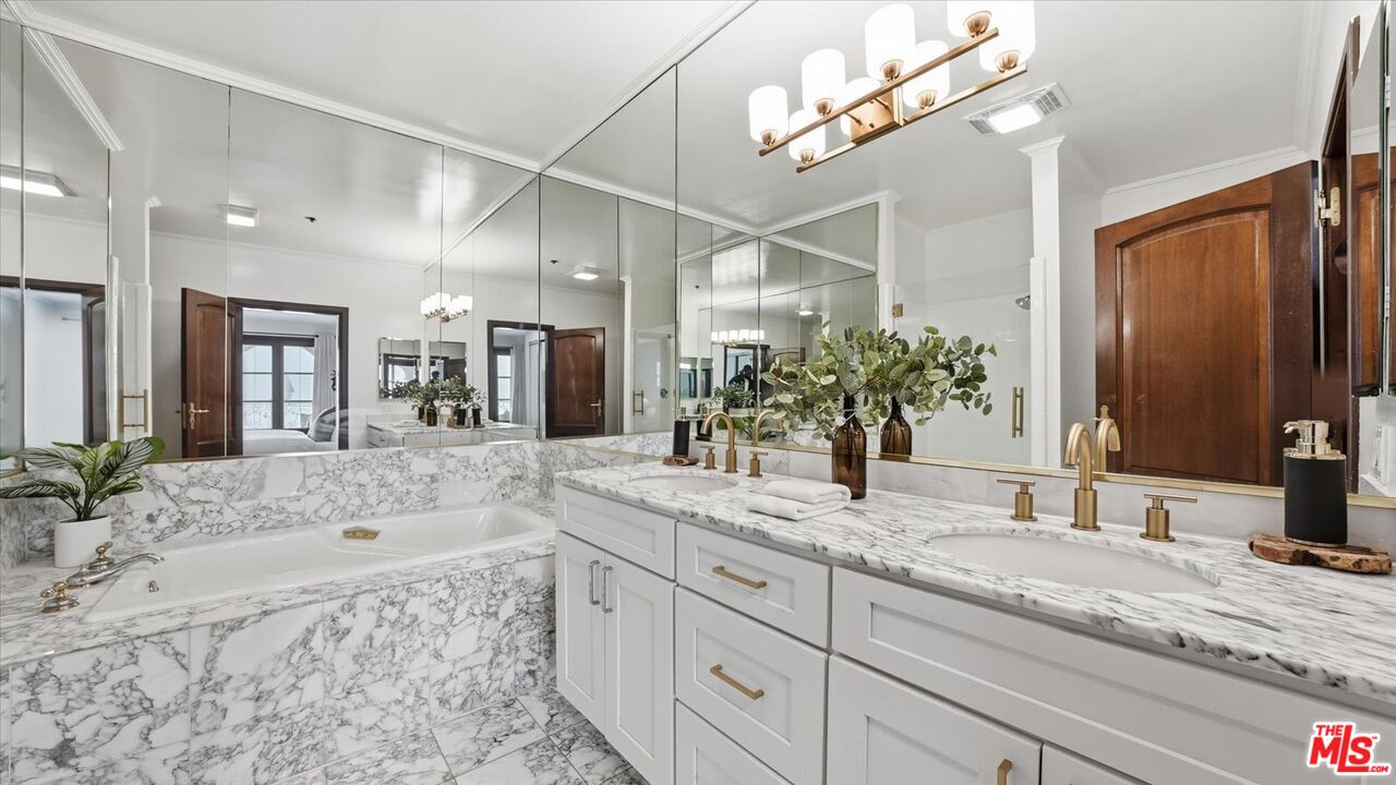 9249 Burton Way Unit: 406