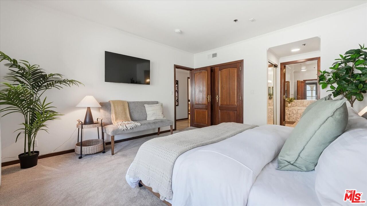 9249 Burton Way Unit: 406