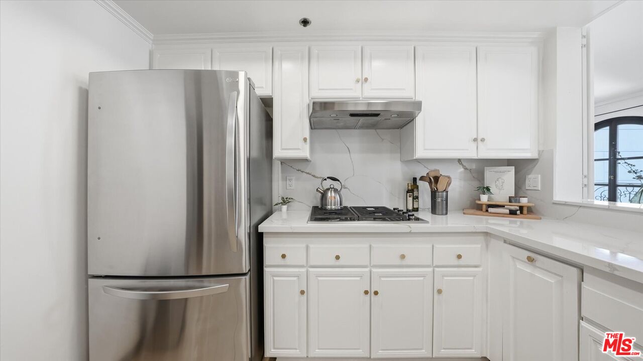 9249 Burton Way Unit: 406