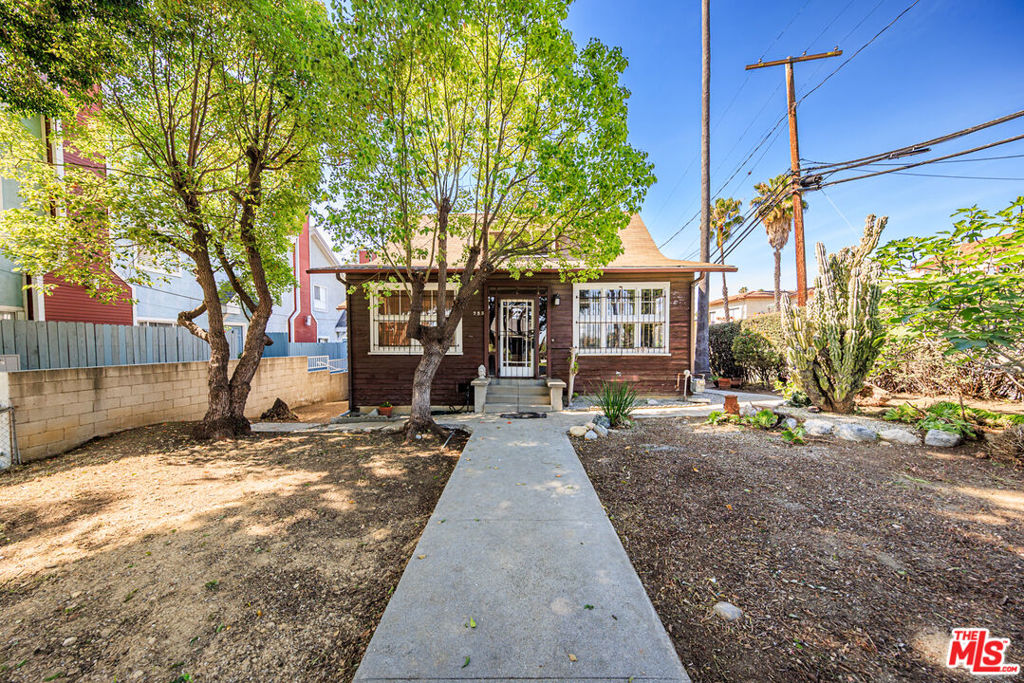 753 Micheltorena Street