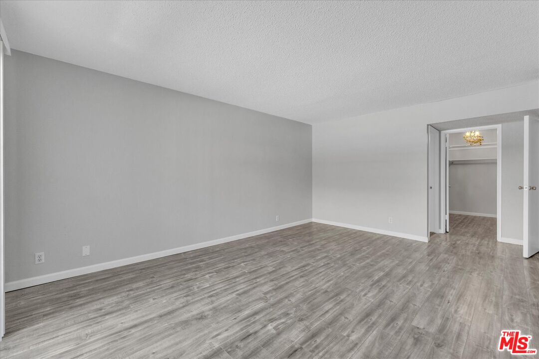 4647 Willis Ave Unit: 212