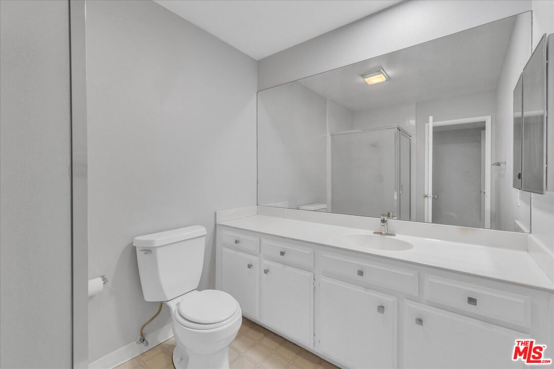 4647 Willis Ave Unit: 212