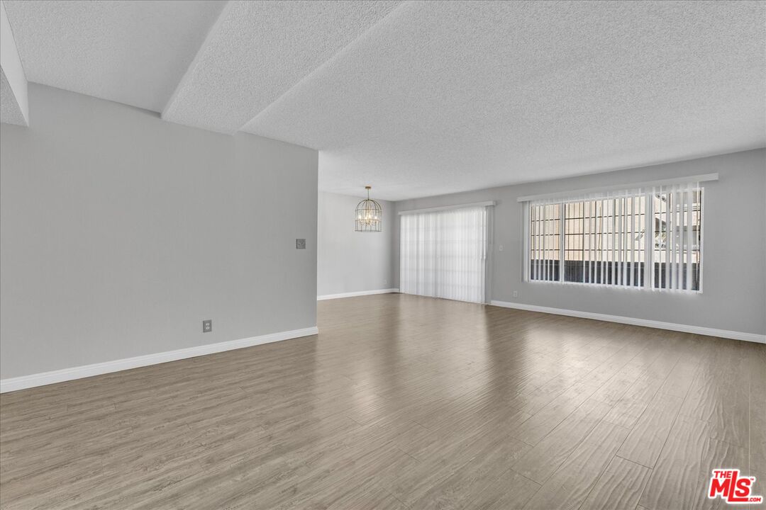 4647 Willis Ave Unit: 212