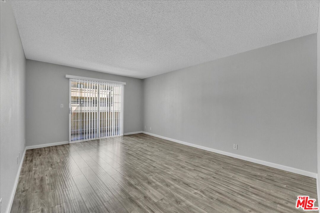 4647 Willis Ave Unit: 212