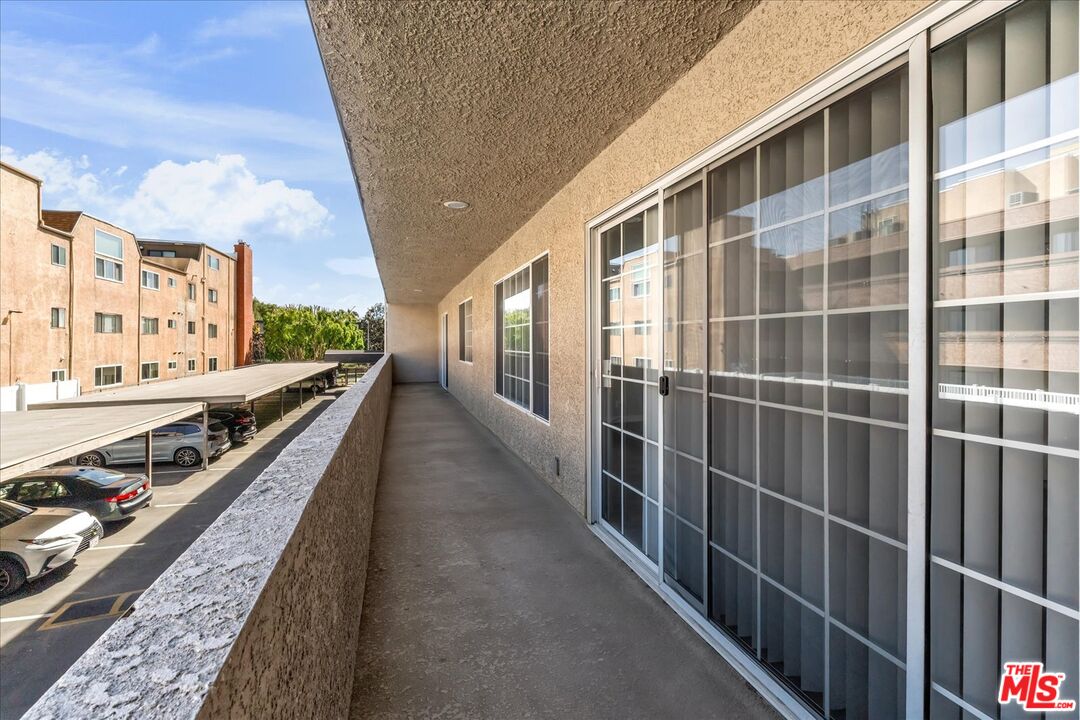 4647 Willis Ave Unit: 212