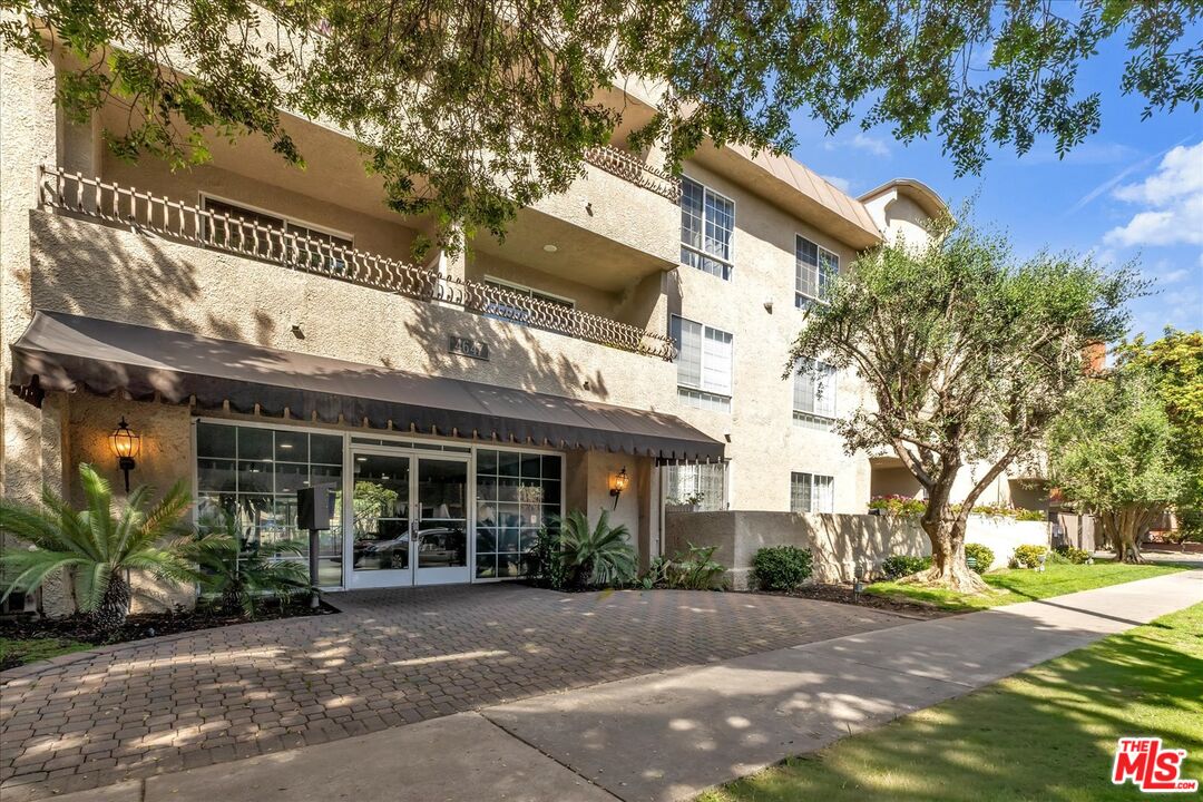 4647 Willis Ave Unit: 212