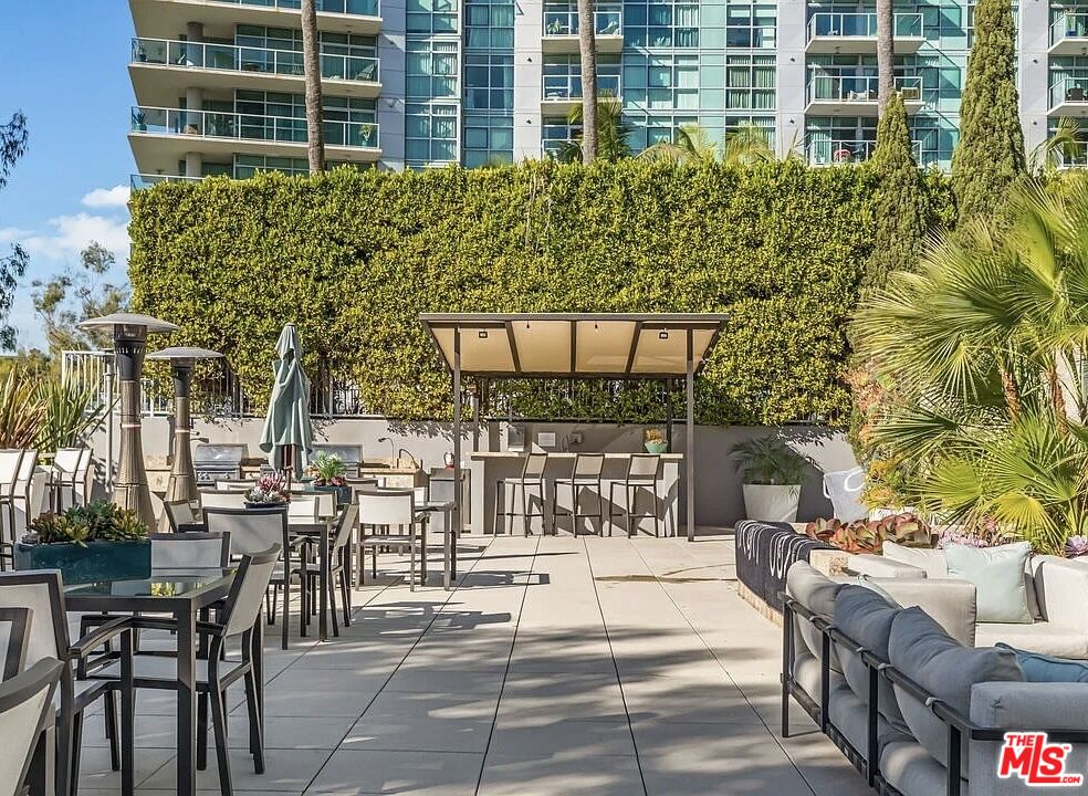 13650 Marina Pointe Dr Unit: 1509