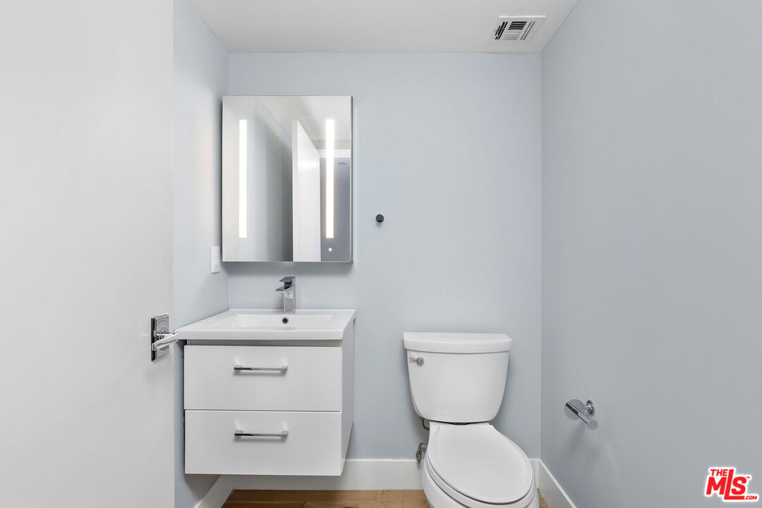 13650 Marina Pointe Dr Unit: 1509