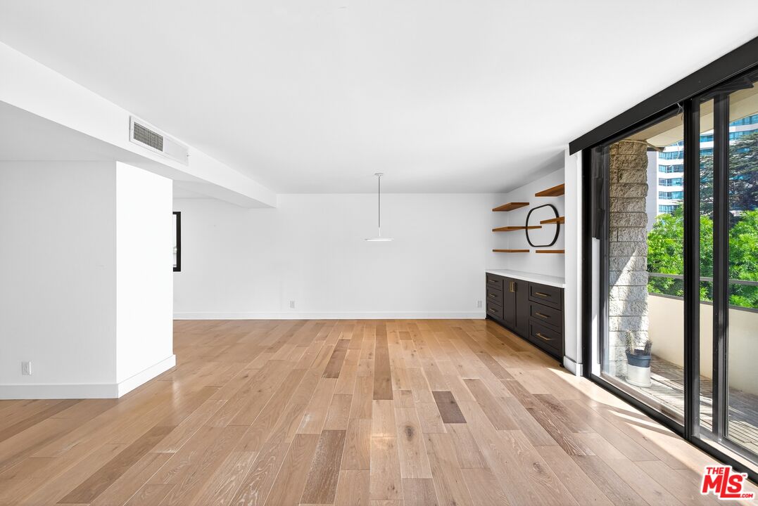 10535 Wilshire Blvd Unit: 411