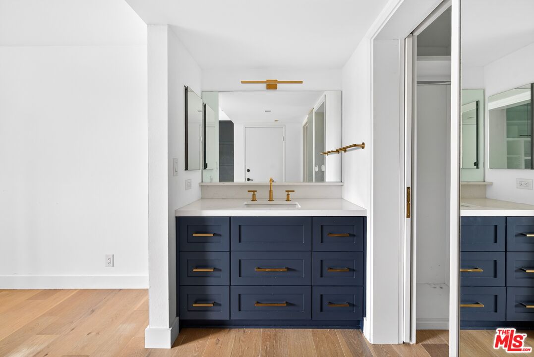 10535 Wilshire Blvd Unit: 411