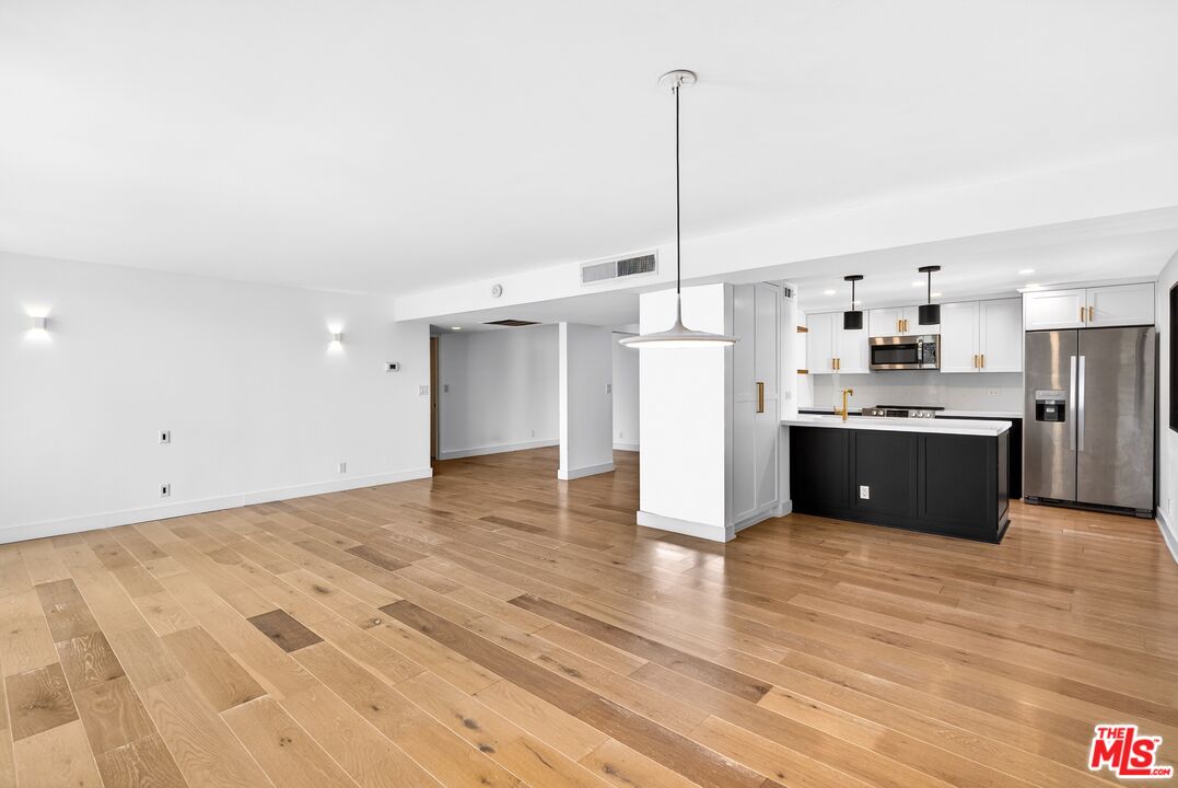 10535 Wilshire Blvd Unit: 411