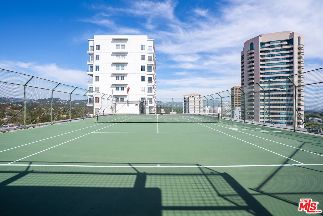 10535 Wilshire Blvd Unit: 411