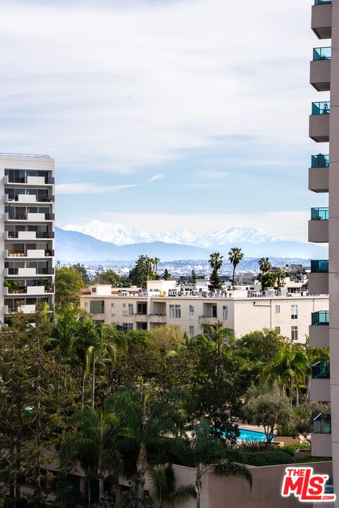 10501 Wilshire Blvd Unit: 1005