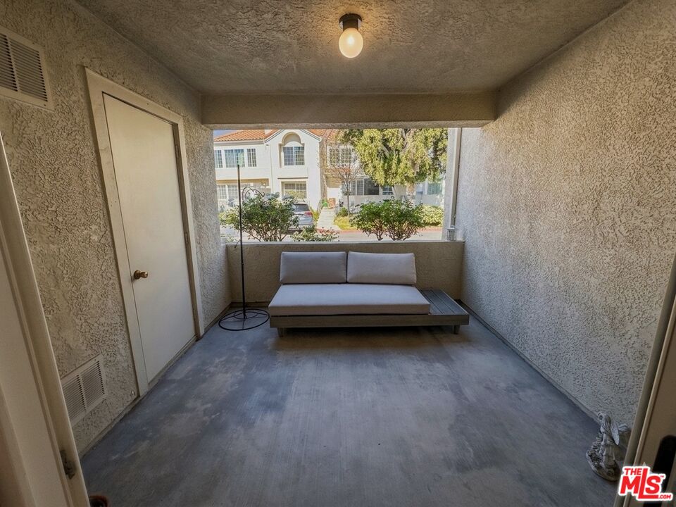 4240 Lost Hills Rd Unit: 1101