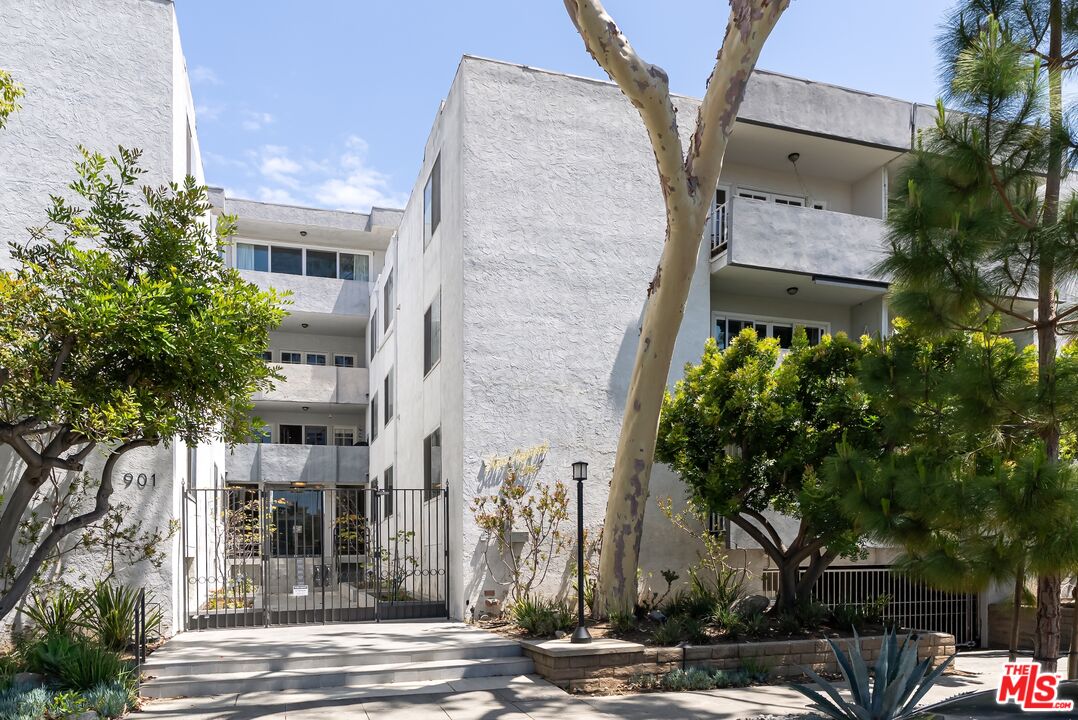 901 10th St Unit: 307