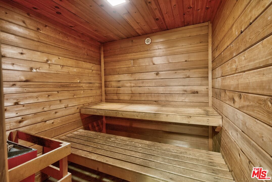 901 10th St Unit: 307