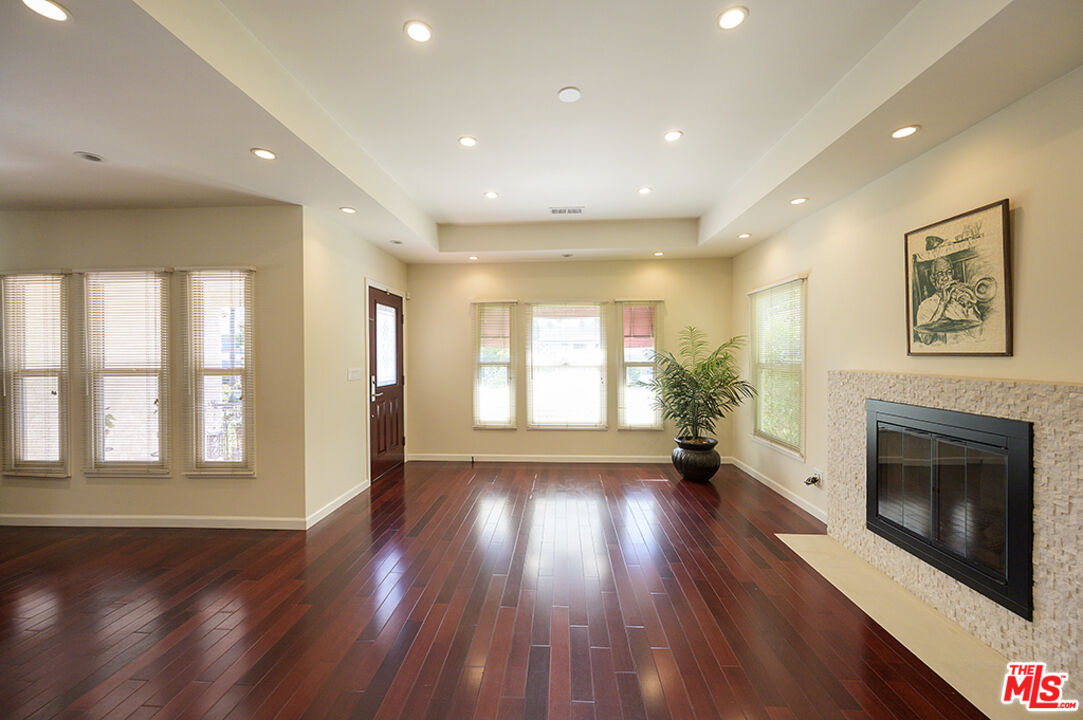 1519 Glenwood Rd