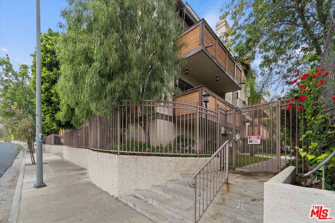 5534 Sylmar Ave Unit: 7
