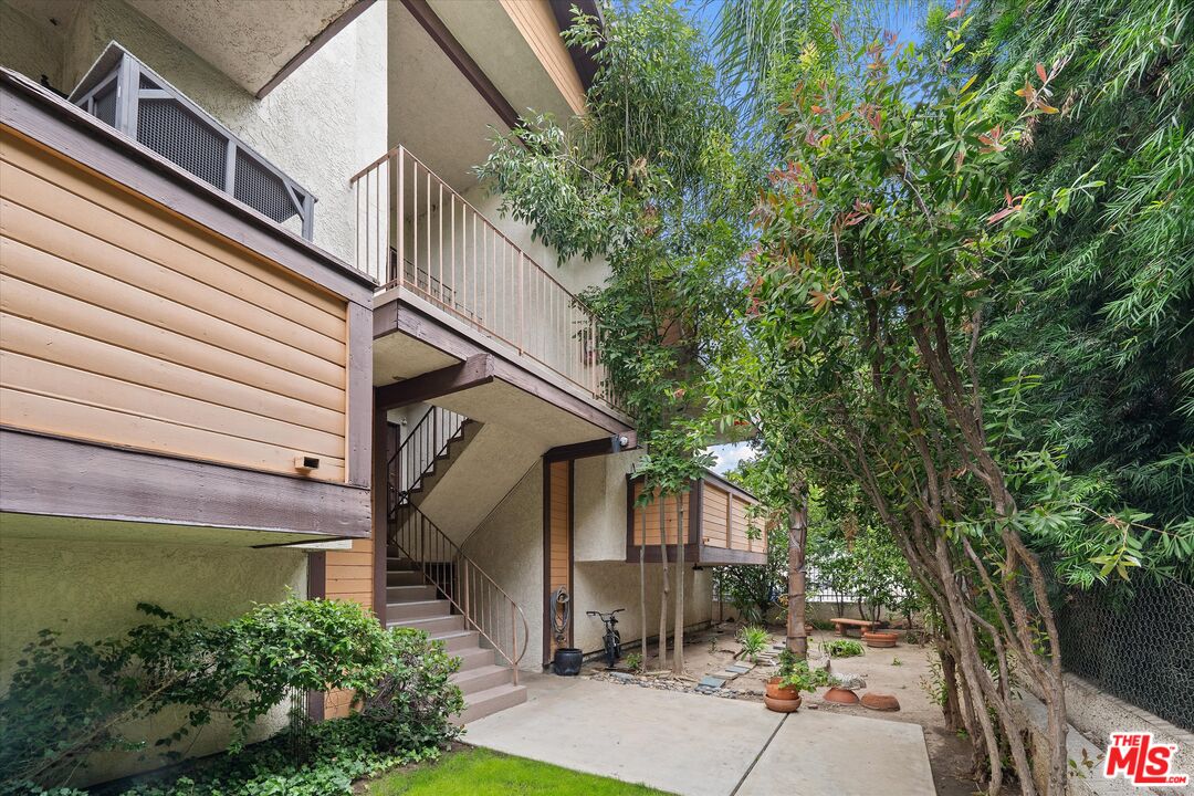 5534 Sylmar Ave Unit: 7