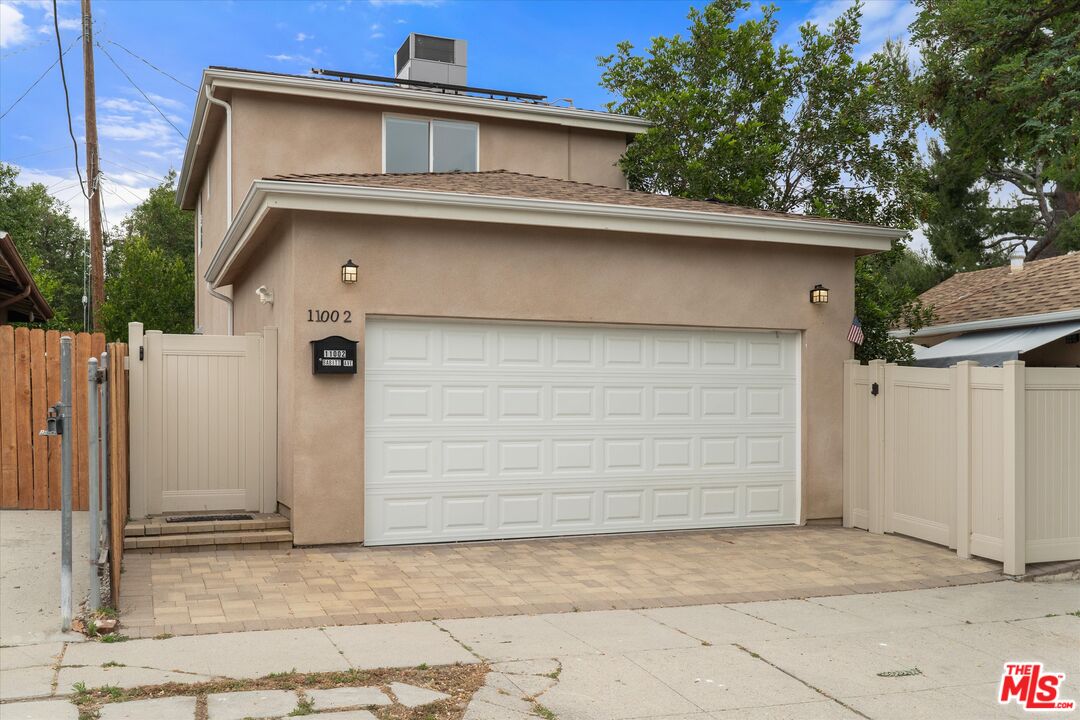 11002 Babbitt Ave